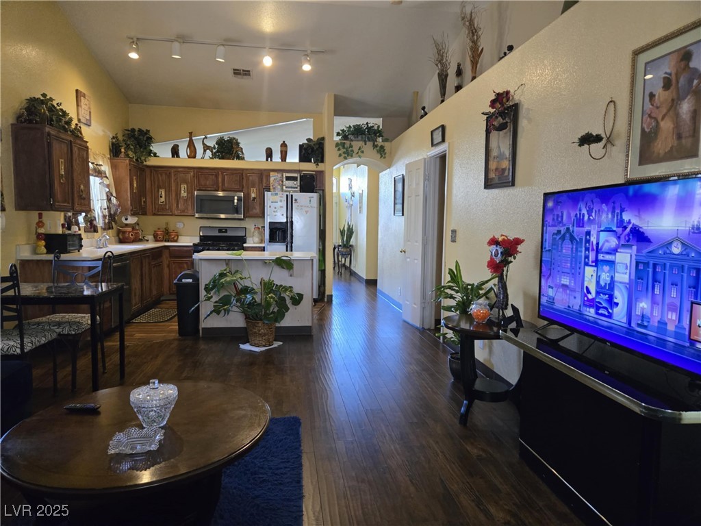 4543 Silver Bit Court