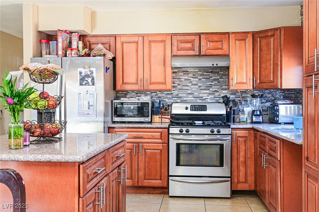 89 Vallejo Avenue
