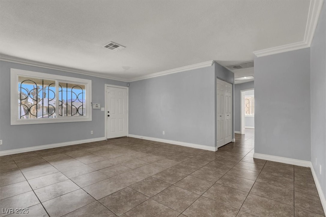 2531 Oak Glen Way