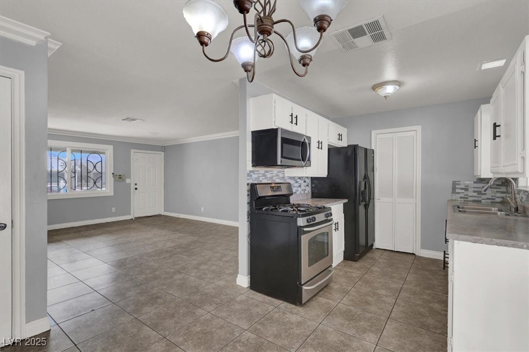 2531 Oak Glen Way