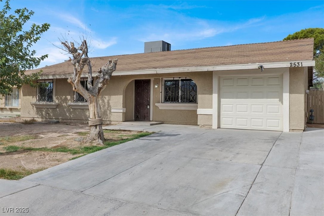 2531 Oak Glen Way
