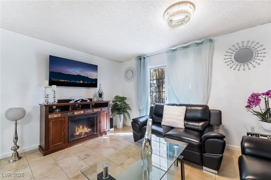 3823 South Maryland Parkway R1