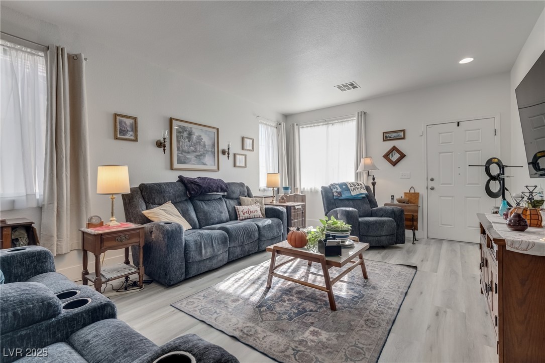 3764 Prairie Orchid Avenue