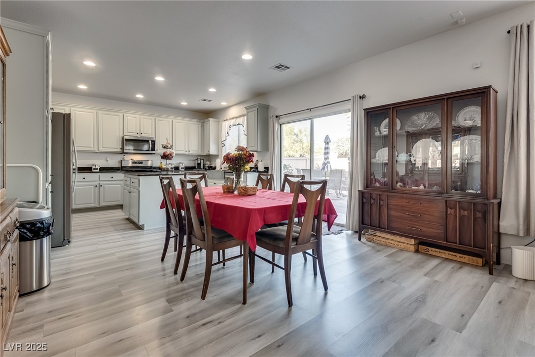 3764 Prairie Orchid Avenue