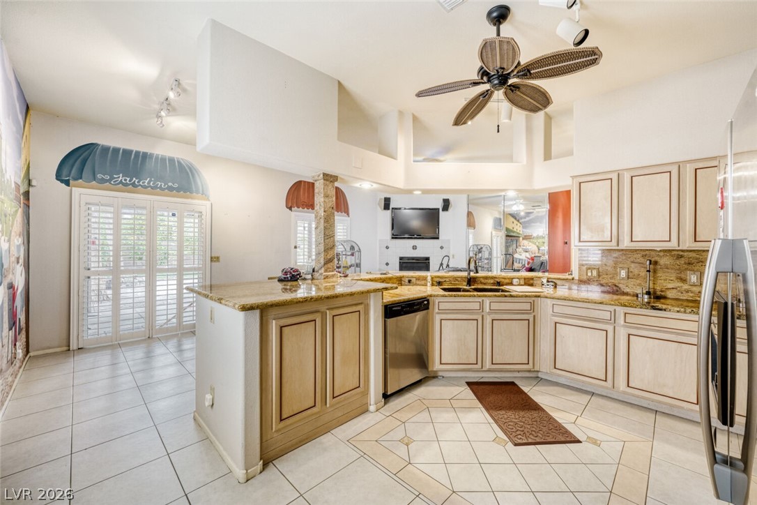 5305 Bright Sun Court