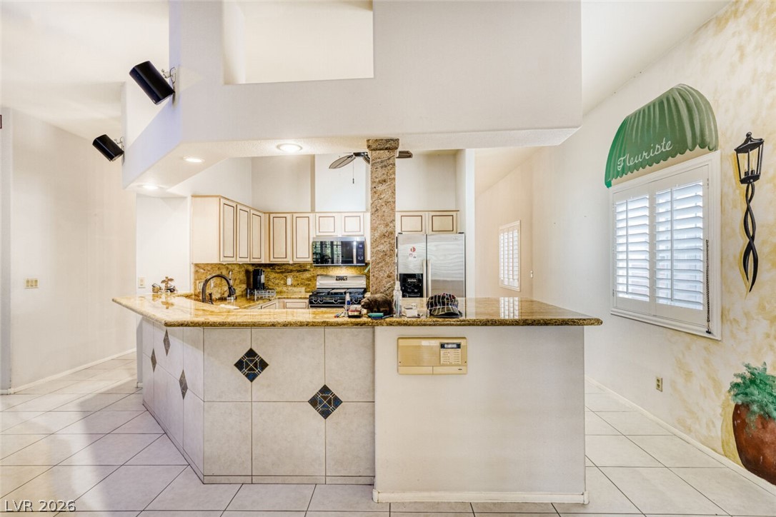 5305 Bright Sun Court