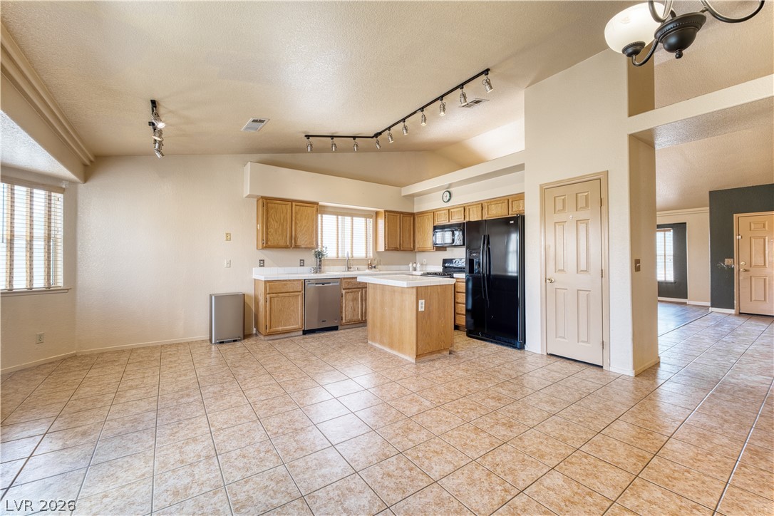 5036 Golfridge Drive