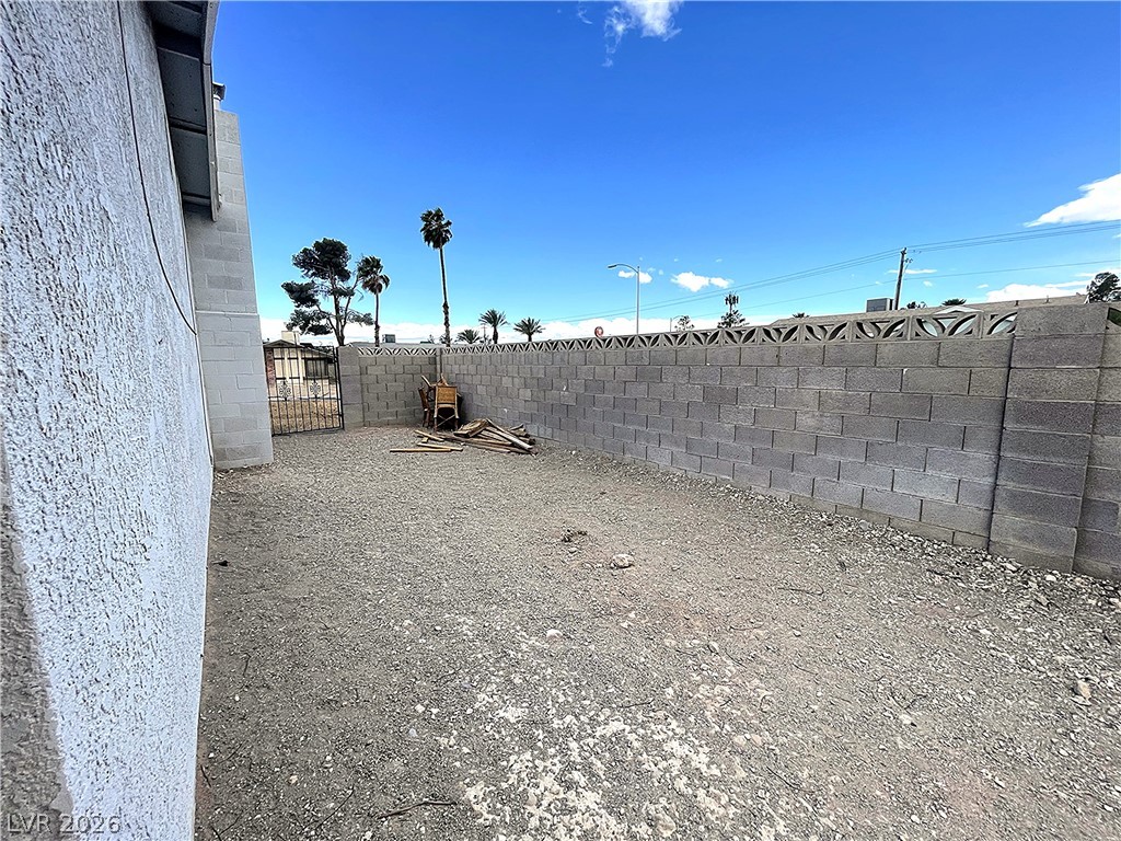1608 Crest Haven Avenue