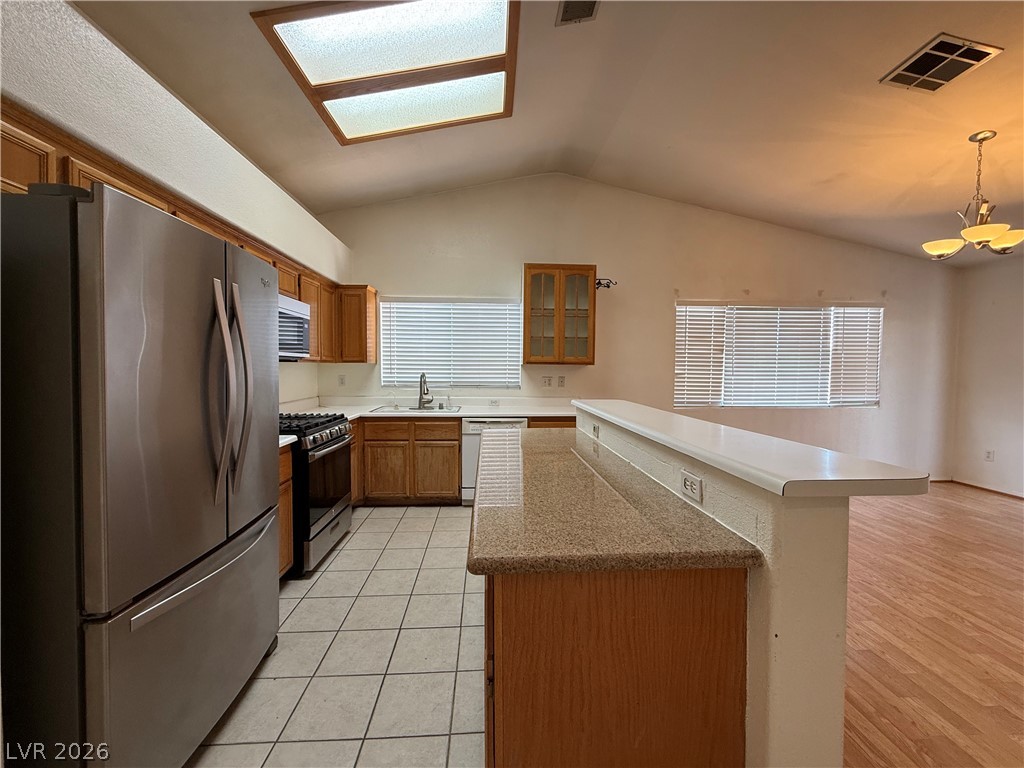 5244 French Lavender Street
