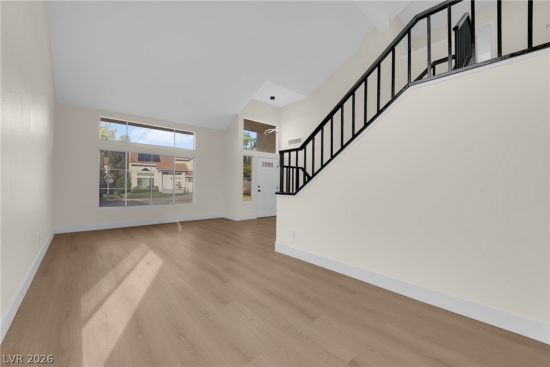 5904 Red Ridge Circle
