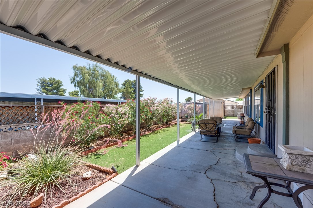 5423 North Sir Richard Drive