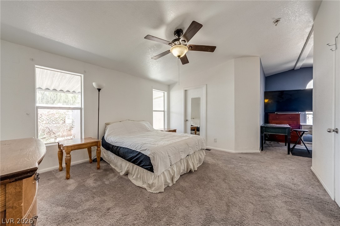 5423 North Sir Richard Drive