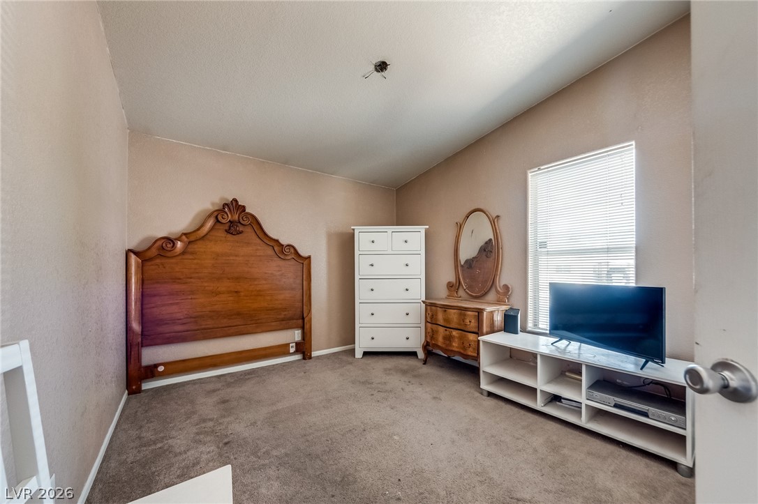 5423 North Sir Richard Drive
