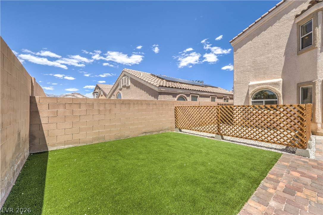5529 Meridian Rain Street