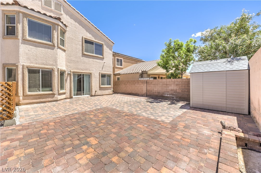 5529 Meridian Rain Street