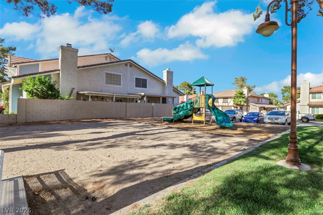 115 Blackberry Lane