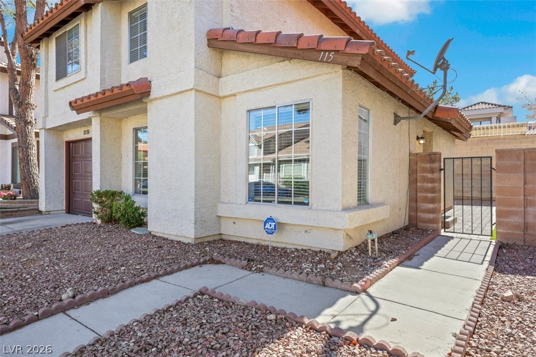 115 Blackberry Lane