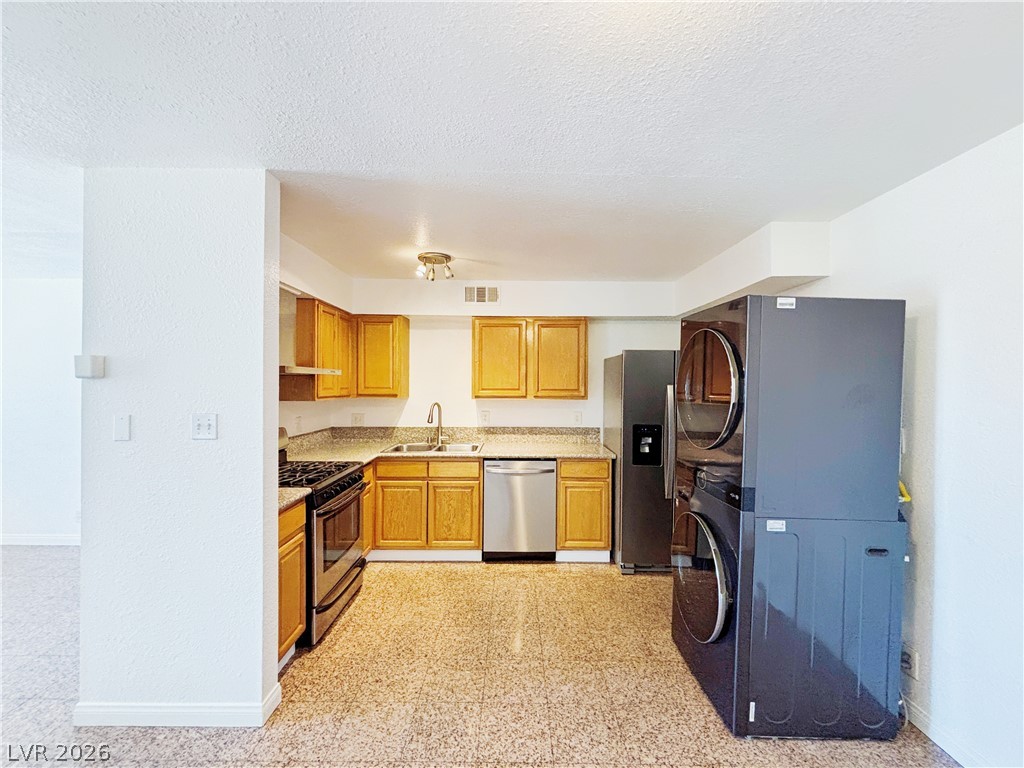 6108 Preston Circle