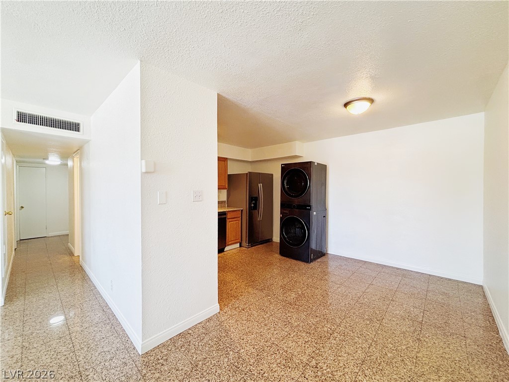 6108 Preston Circle