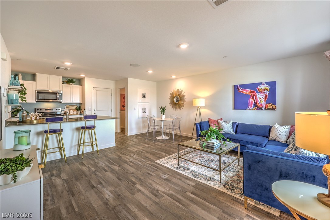 919 Pink Sugarbird Street