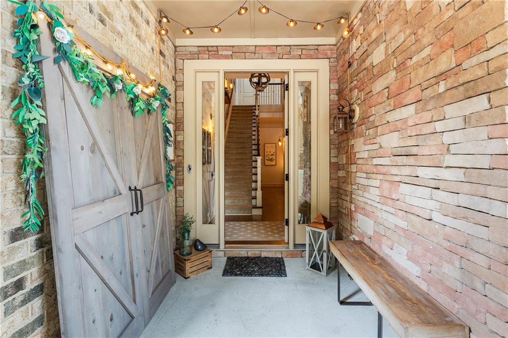 804 Old Plank Square