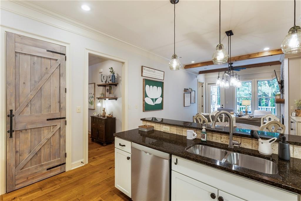 804 Old Plank Square