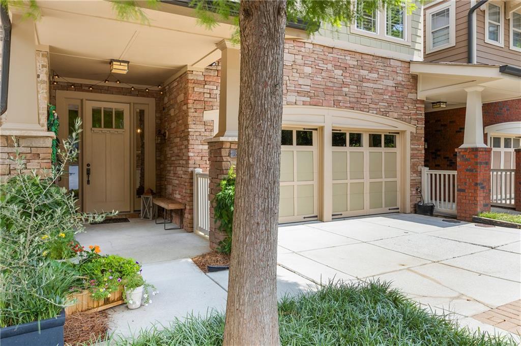 804 Old Plank Square