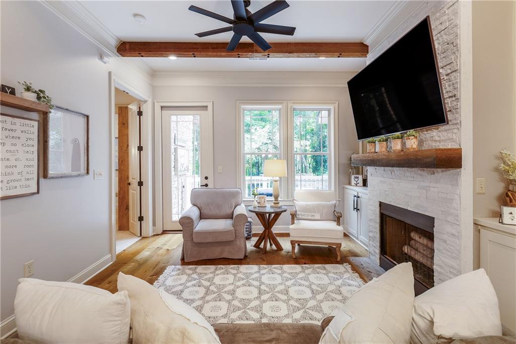 804 Old Plank Square