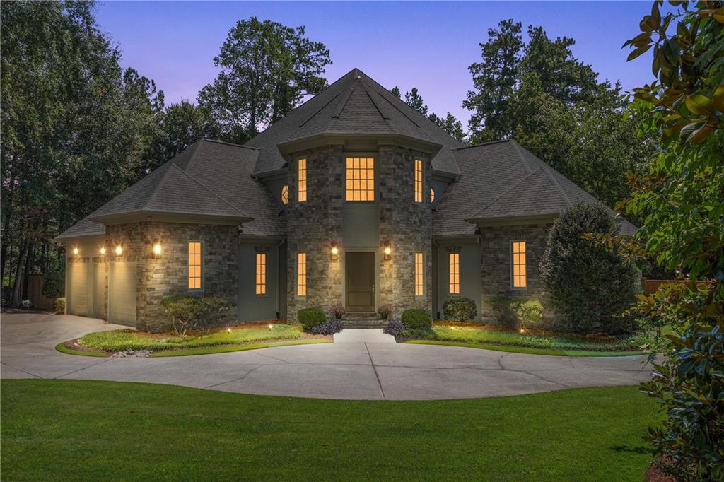 5027 Green Pine Drive