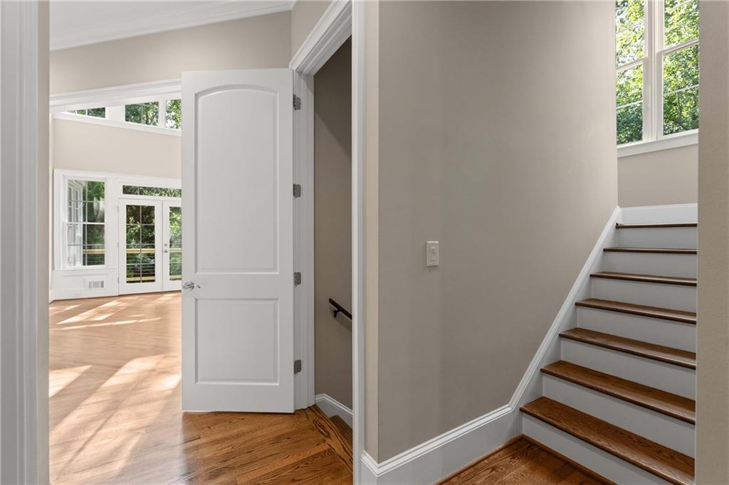 5027 Green Pine Drive