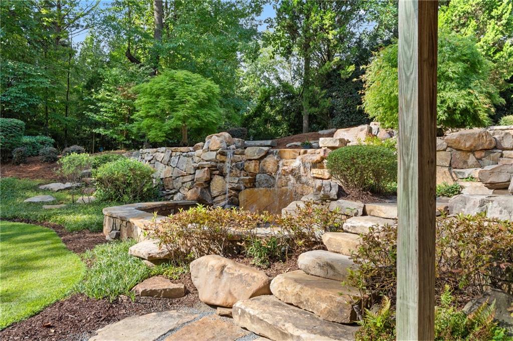 5027 Green Pine Drive