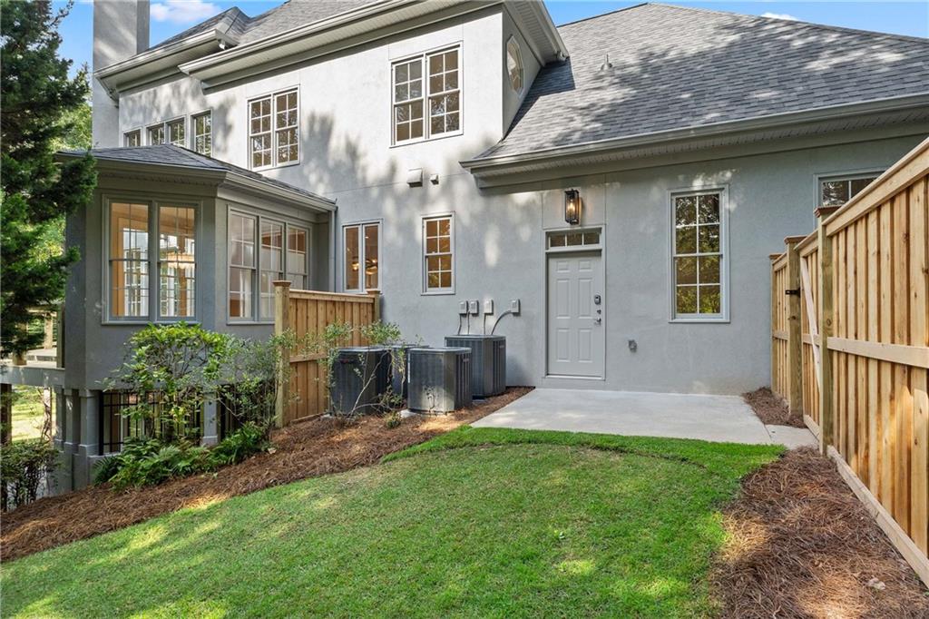 5027 Green Pine Drive