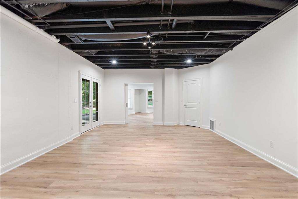 5027 Green Pine Drive