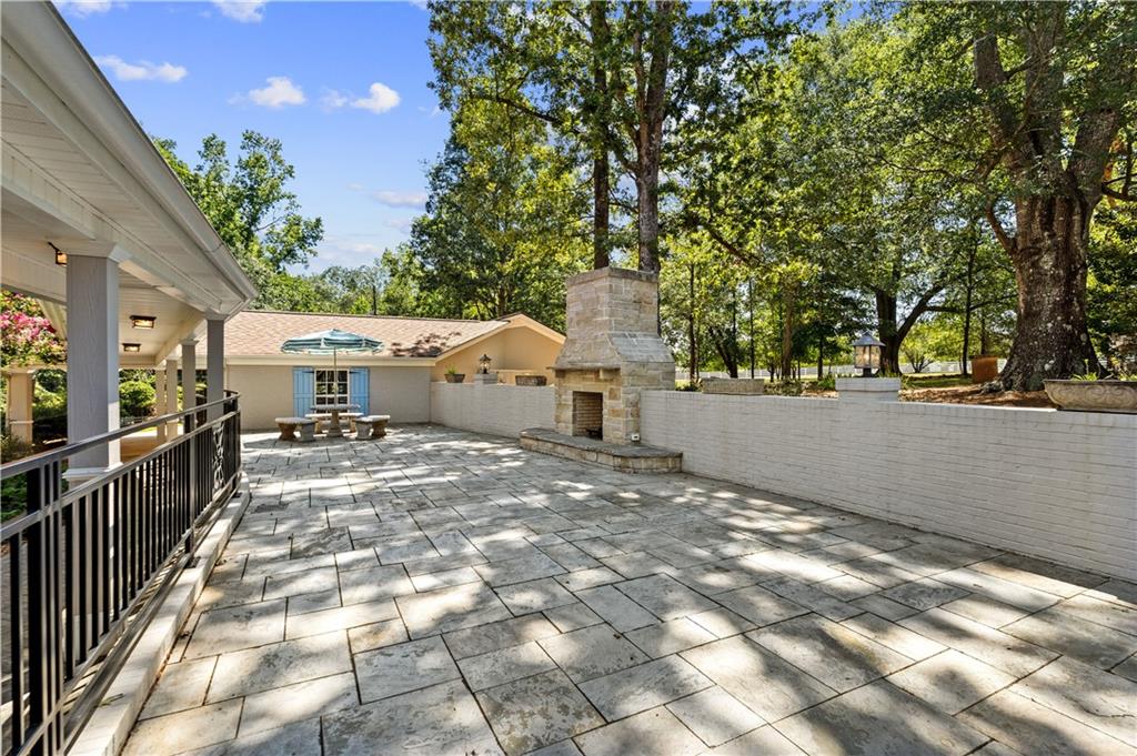240 Deerfield Road