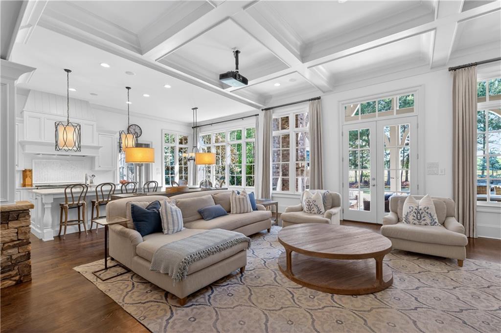 4915 Kettle River Point