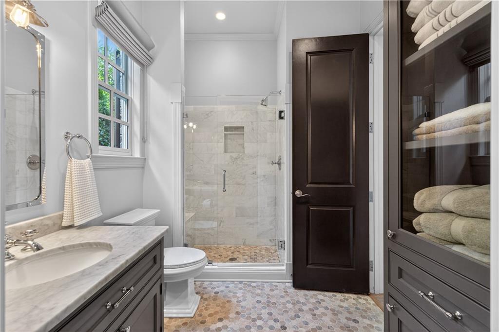 4915 Kettle River Point