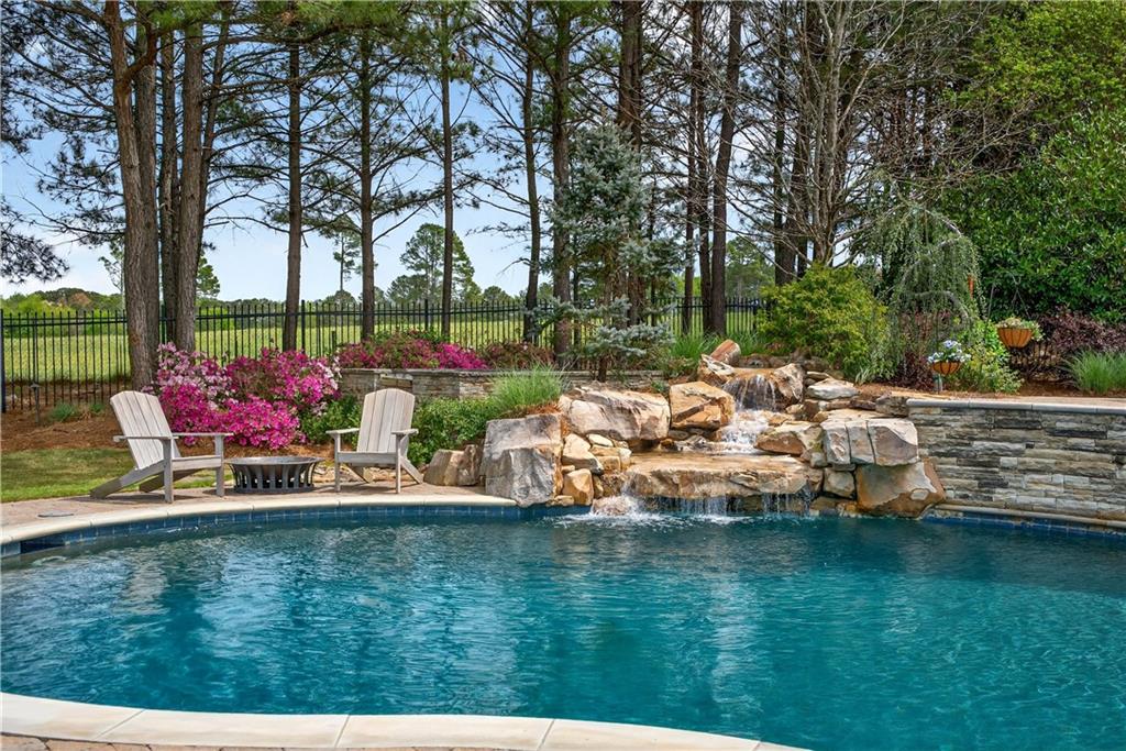 4915 Kettle River Point