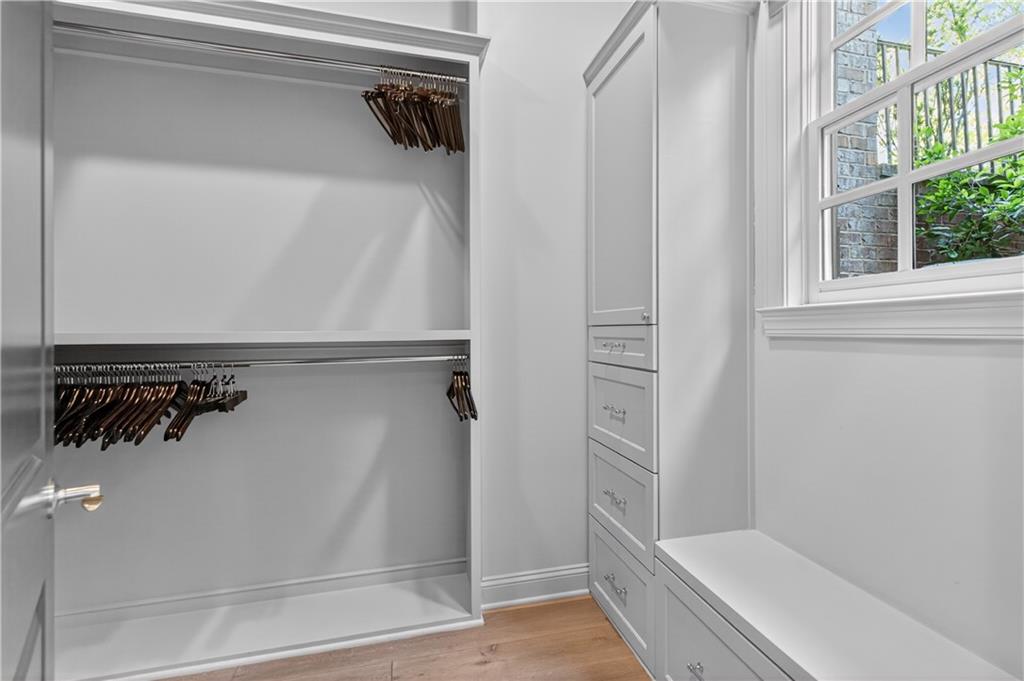 4915 Kettle River Point