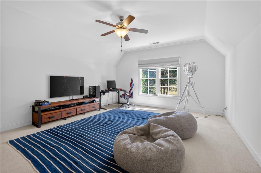 4915 Kettle River Point