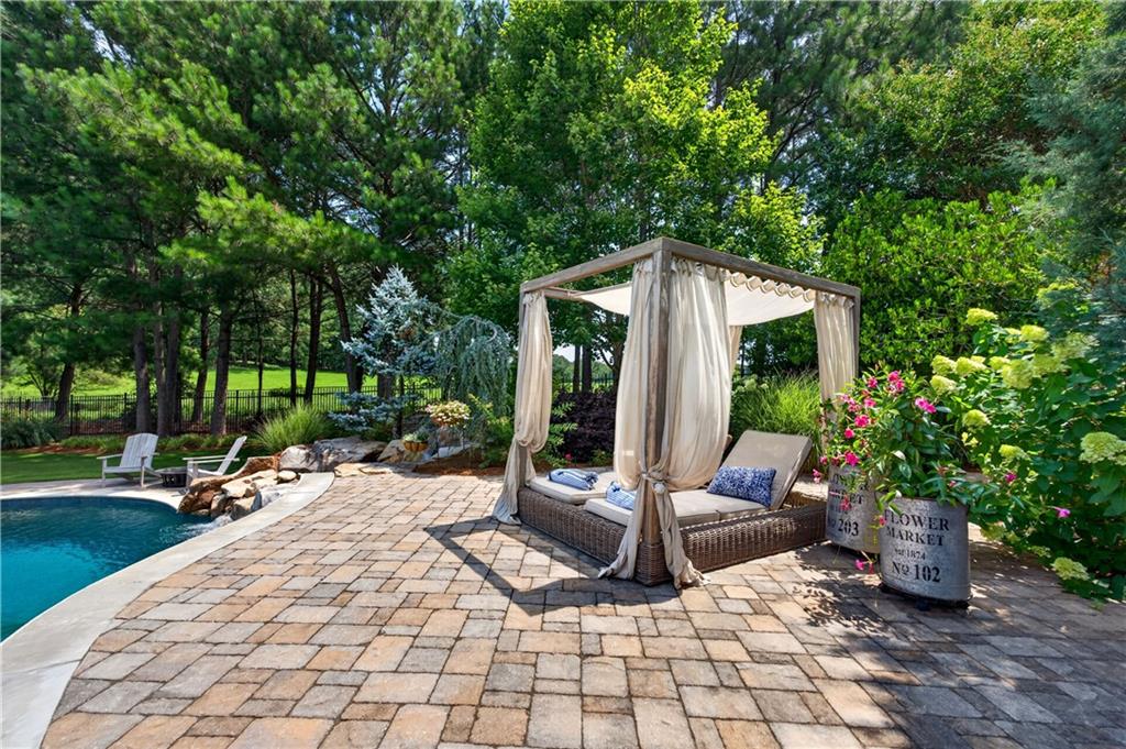 4915 Kettle River Point