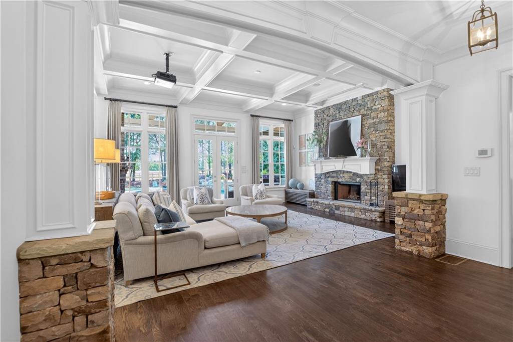 4915 Kettle River Point