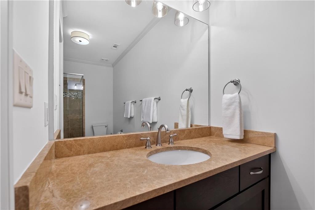 4915 Kettle River Point