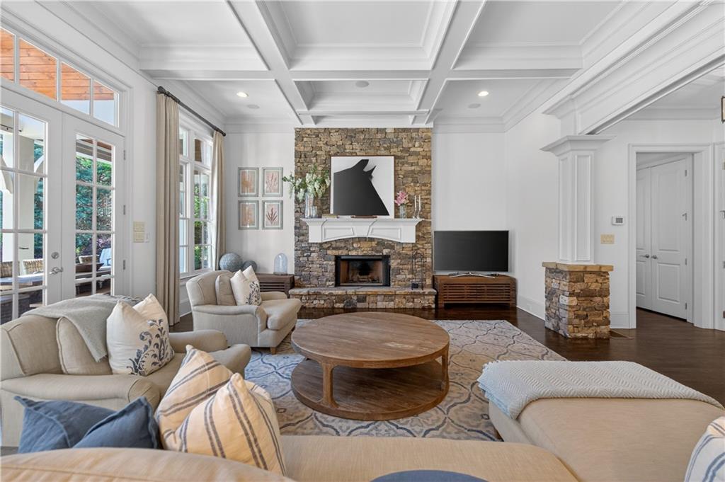 4915 Kettle River Point