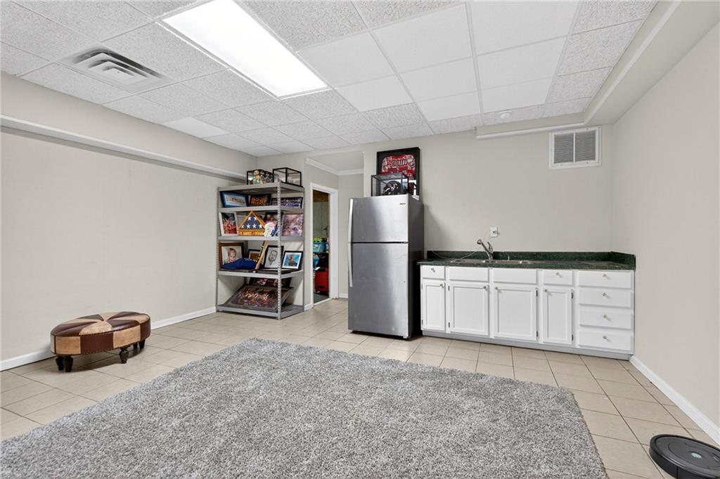 4164 Nobleman Point