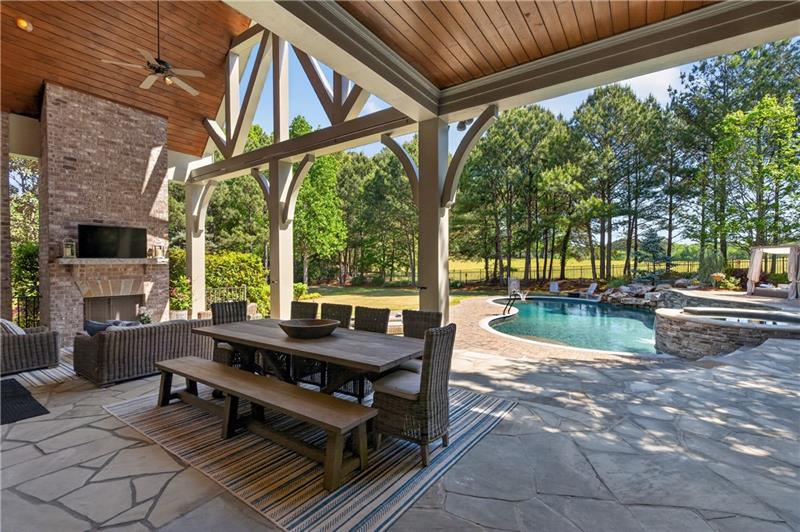 4915 Kettle River Point