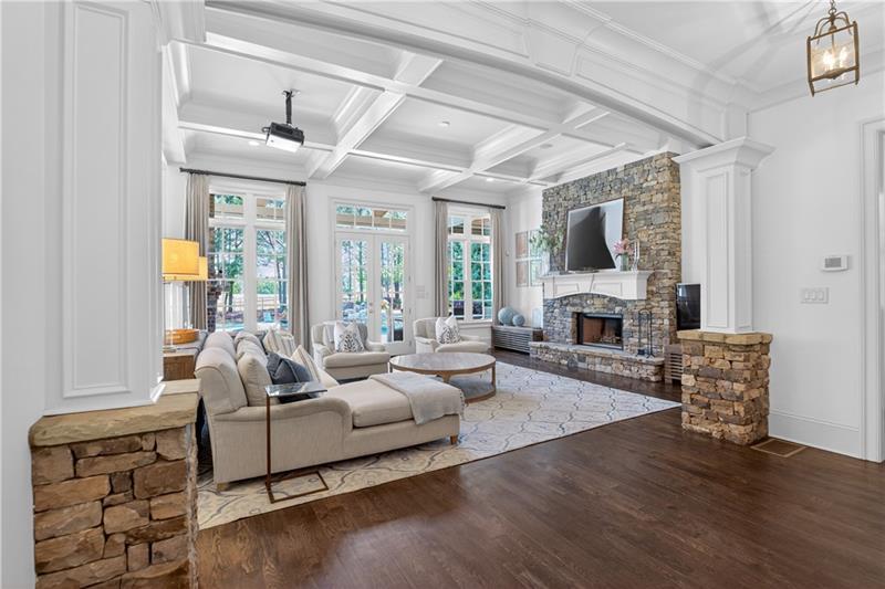 4915 Kettle River Point