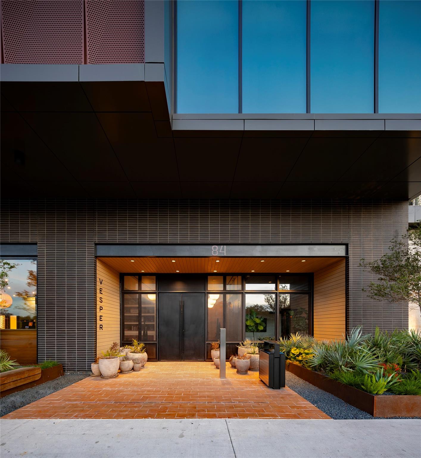 84 East Ave # 1506