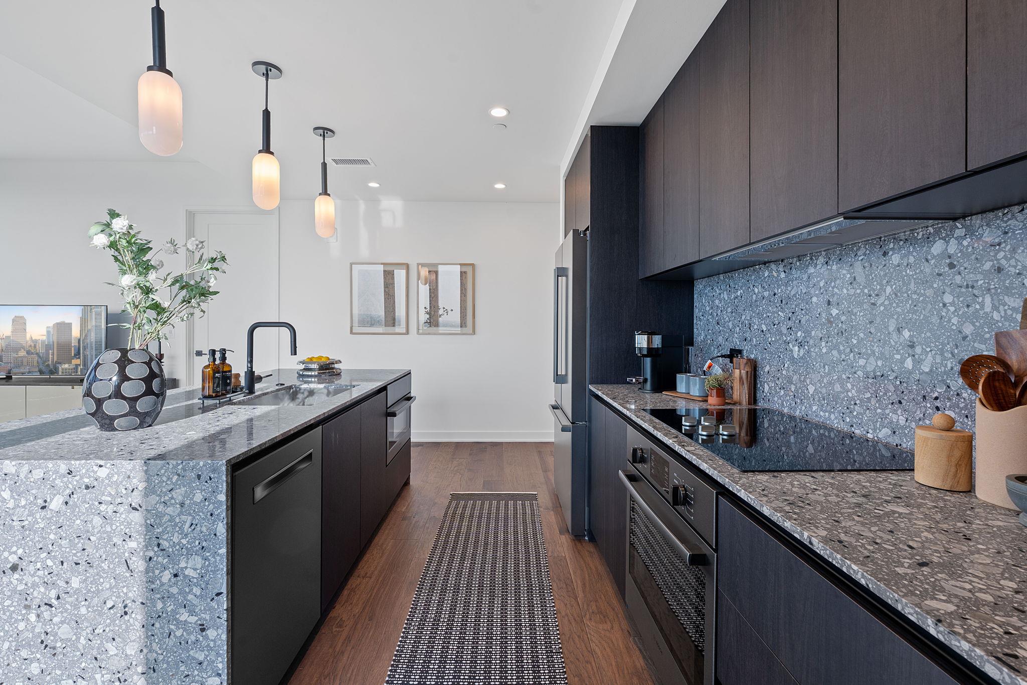 84 East Ave # 1506