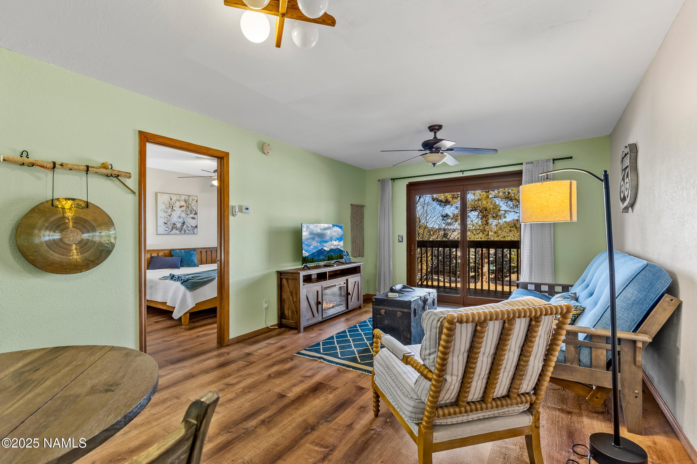 2665 N Valley View Road 10121