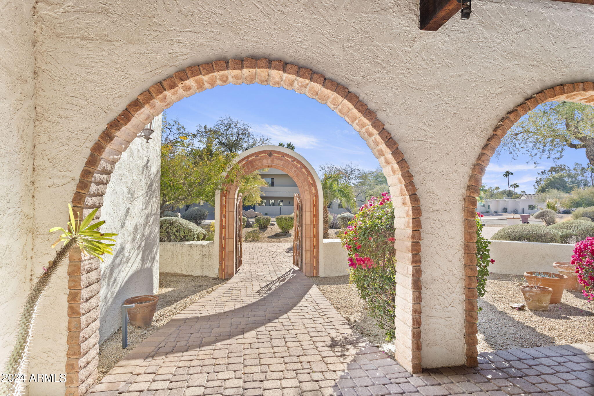 9810 E DESERT COVE Avenue